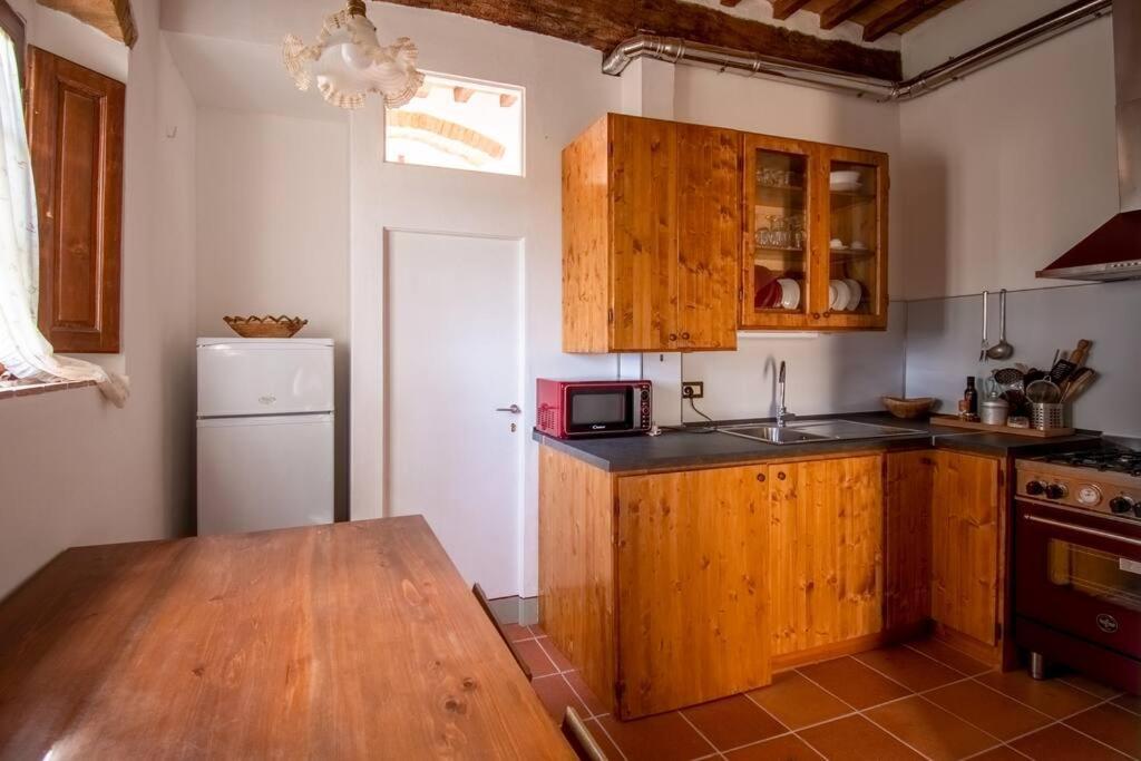 Casetta Rustica Nel Chianti San Donnino  Luaran gambar